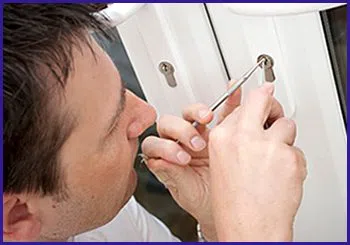 South Elmwood RI Locksmith Store South Elmwood, RI 401-371-3365